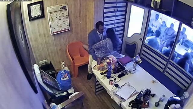 Ashok Khairat Baba Fucking – Multiple Bhabhi Viral Video