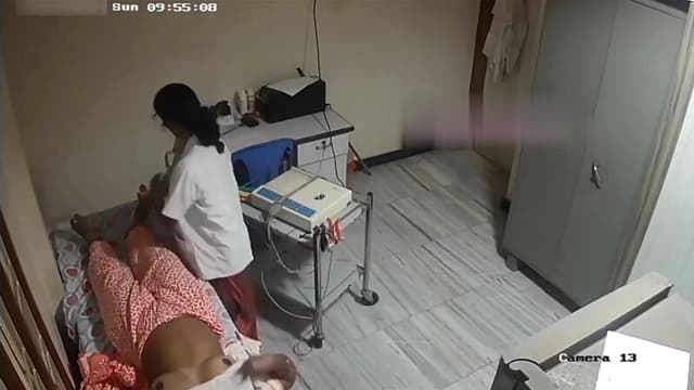 Horny Tamil Aunty Nurse Cream Leg Spy Cam