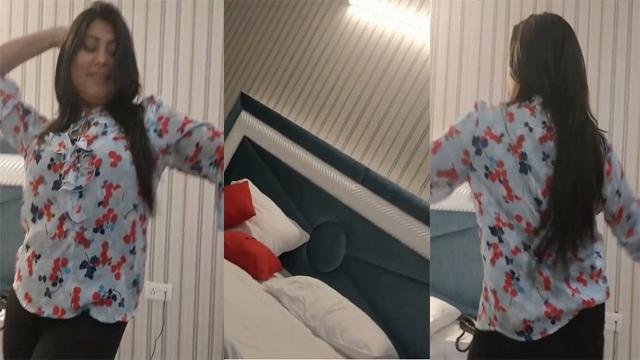 Horny Aunty Does Dirty Dance Then Sucks Viralmms